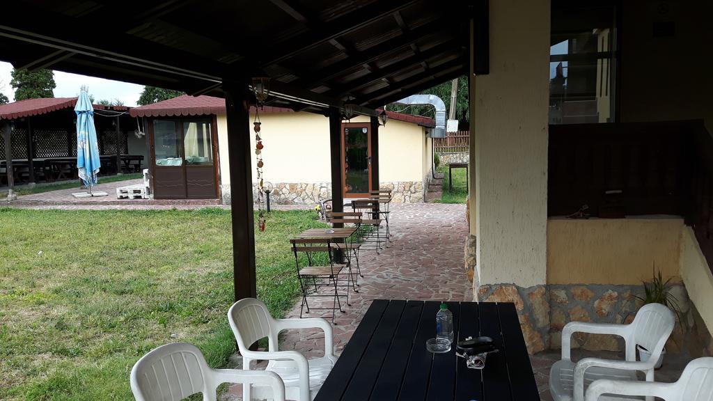 הוילה Gorni Dŭbnik Complex Fretly מראה חיצוני תמונה